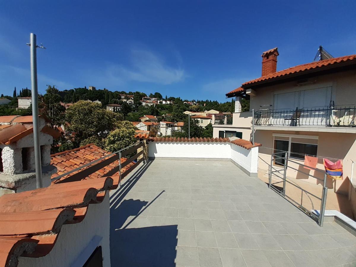 피란 Kat-Y Terrace With Excellent View 아파트 외부 사진